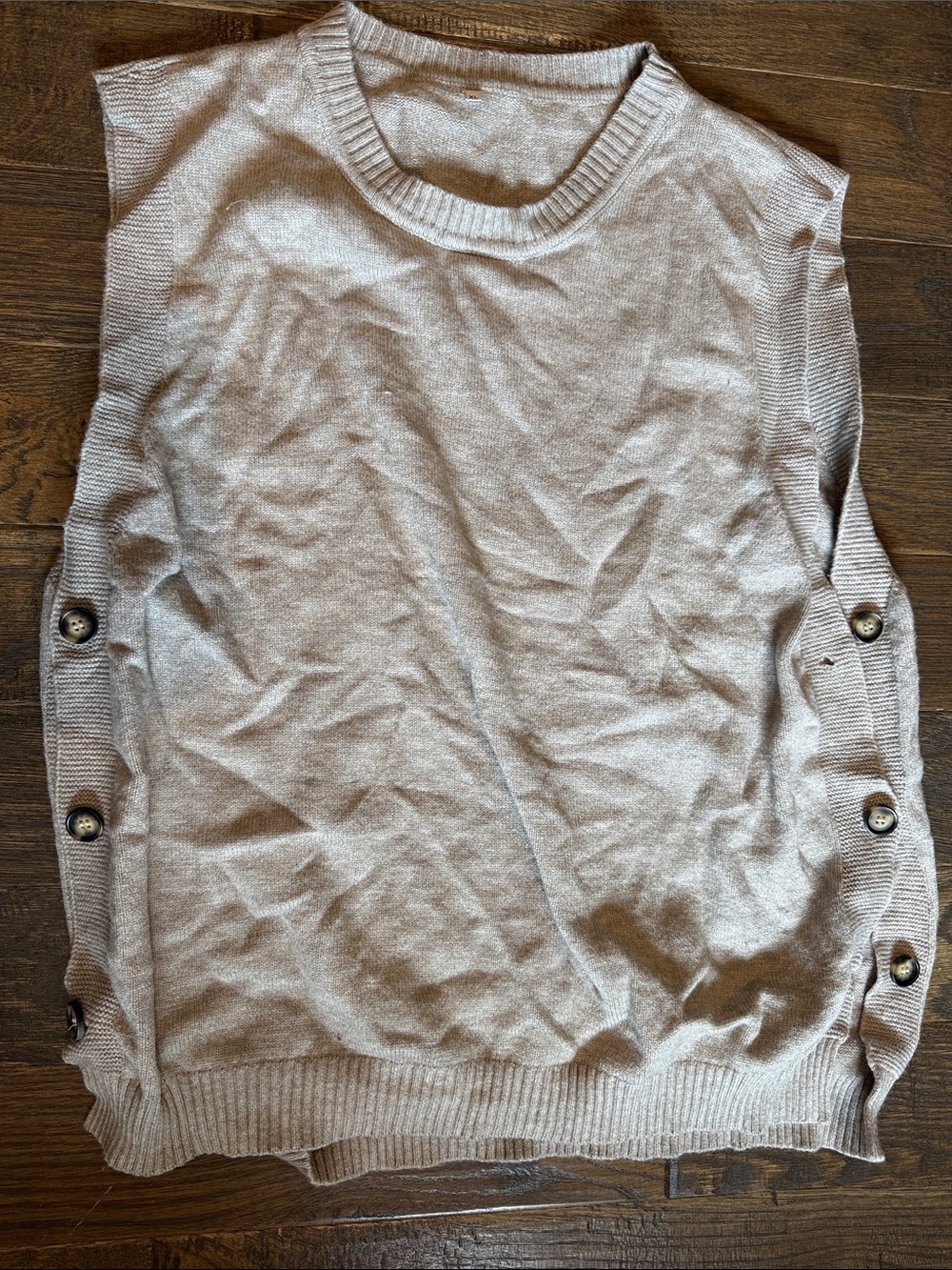 Women's Side-Button Sleeveless Sweater Vest in Taupe - Picture 2 of 4